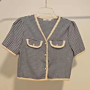 VINTAGE Pearl Button Half Sleeve Sweater